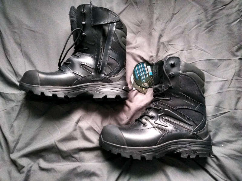 rockfall titanium safety boots